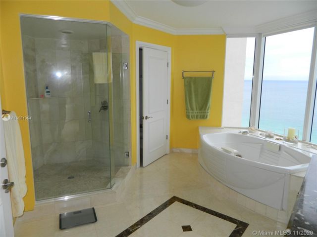 $1,630,000 | 17555 Collins Avenue, Unit 2601, Sunny Isles Beach, FL 33160