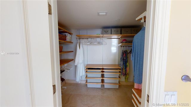 $1,630,000 | 17555 Collins Avenue, Unit 2601, Sunny Isles Beach, FL 33160