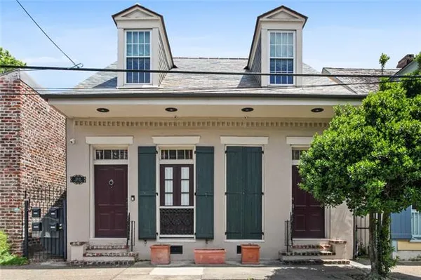 $2,500 | 1521 A Pauger Street, New Orleans, LA 70116