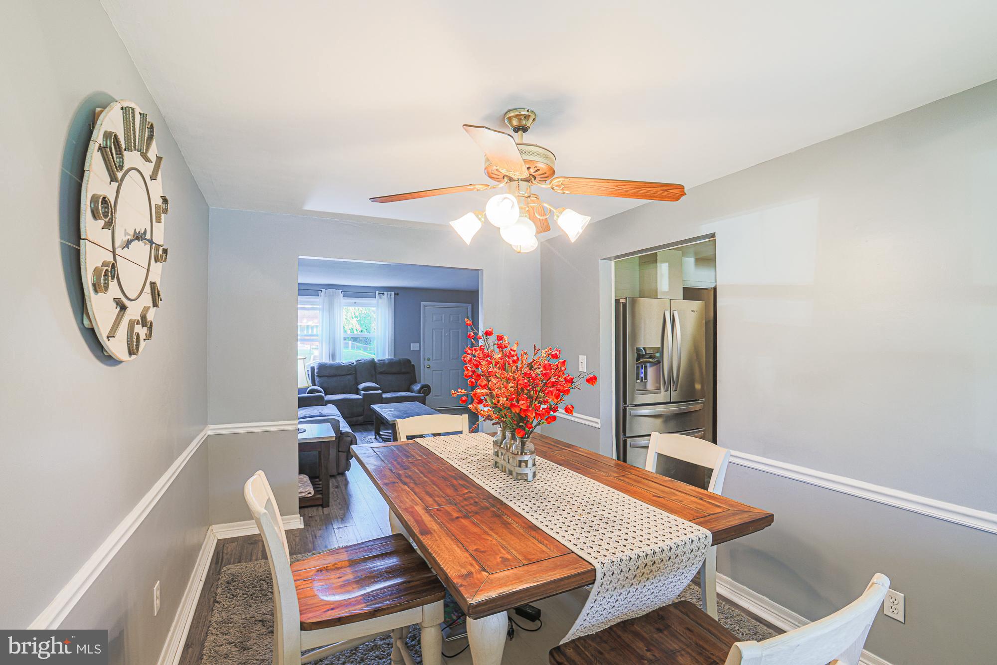 8739 Cimarron Circle Baltimore, MD 21234 - Photo 16 of 46 Dining Room