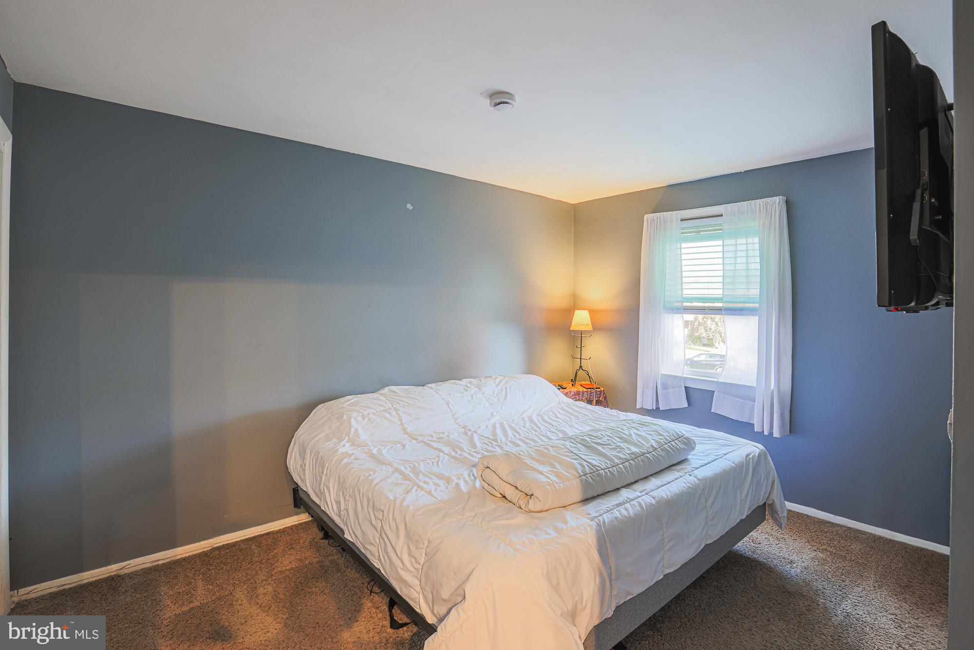 8739 Cimarron Circle Baltimore, MD 21234 - Photo 26 of 46 Bedroom 2