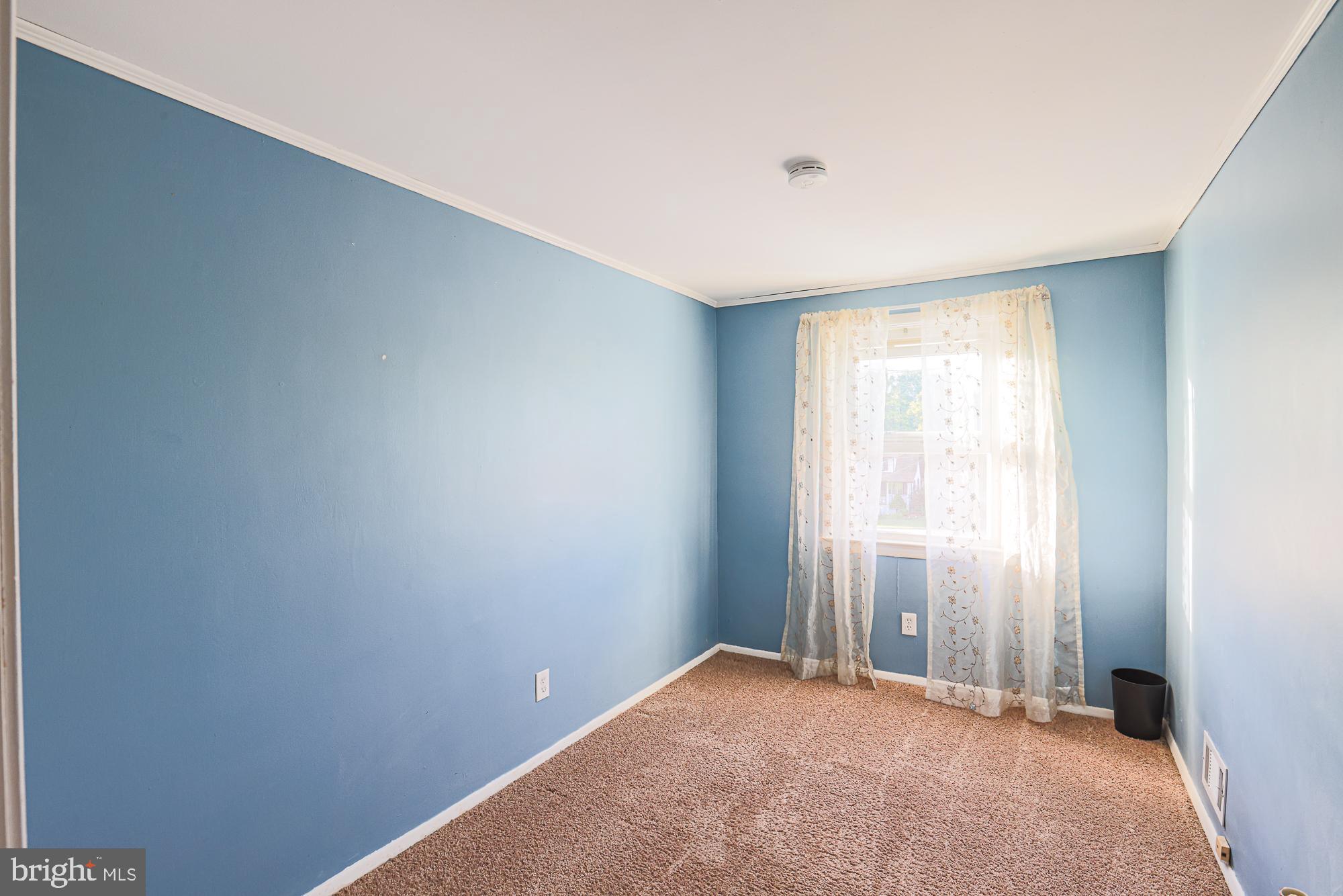 8739 Cimarron Circle Baltimore, MD 21234 - Photo 27 of 46 Bedroom 3