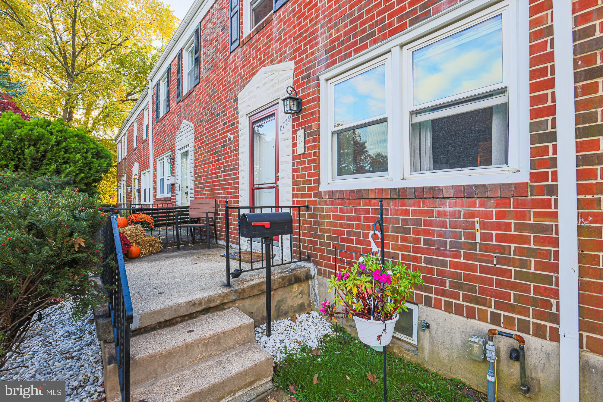 8739 Cimarron Circle Baltimore, MD 21234 - Photo 5 of 46