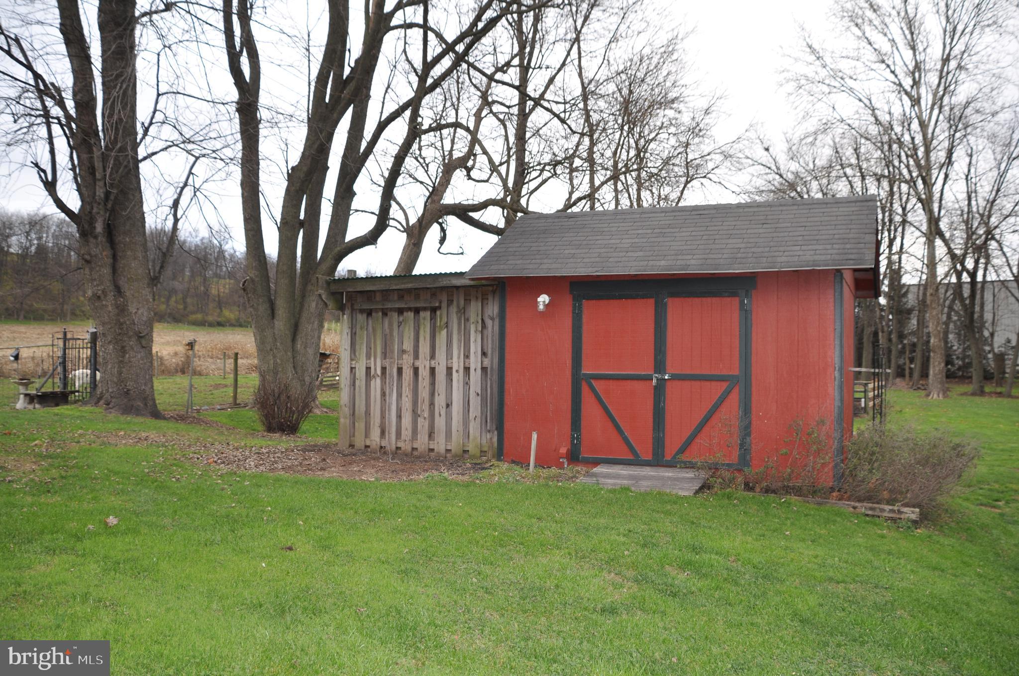 9 North Vintage Road Paradise, PA 17562 - Photo 4 of 40 Shed