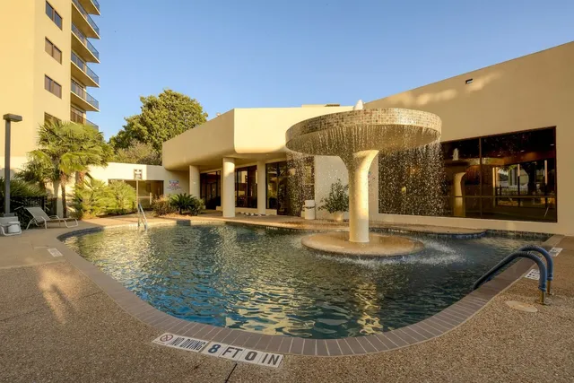 $3,000 | 40 North Interstate Highway 35, Unit 3D3, Austin, TX 78701