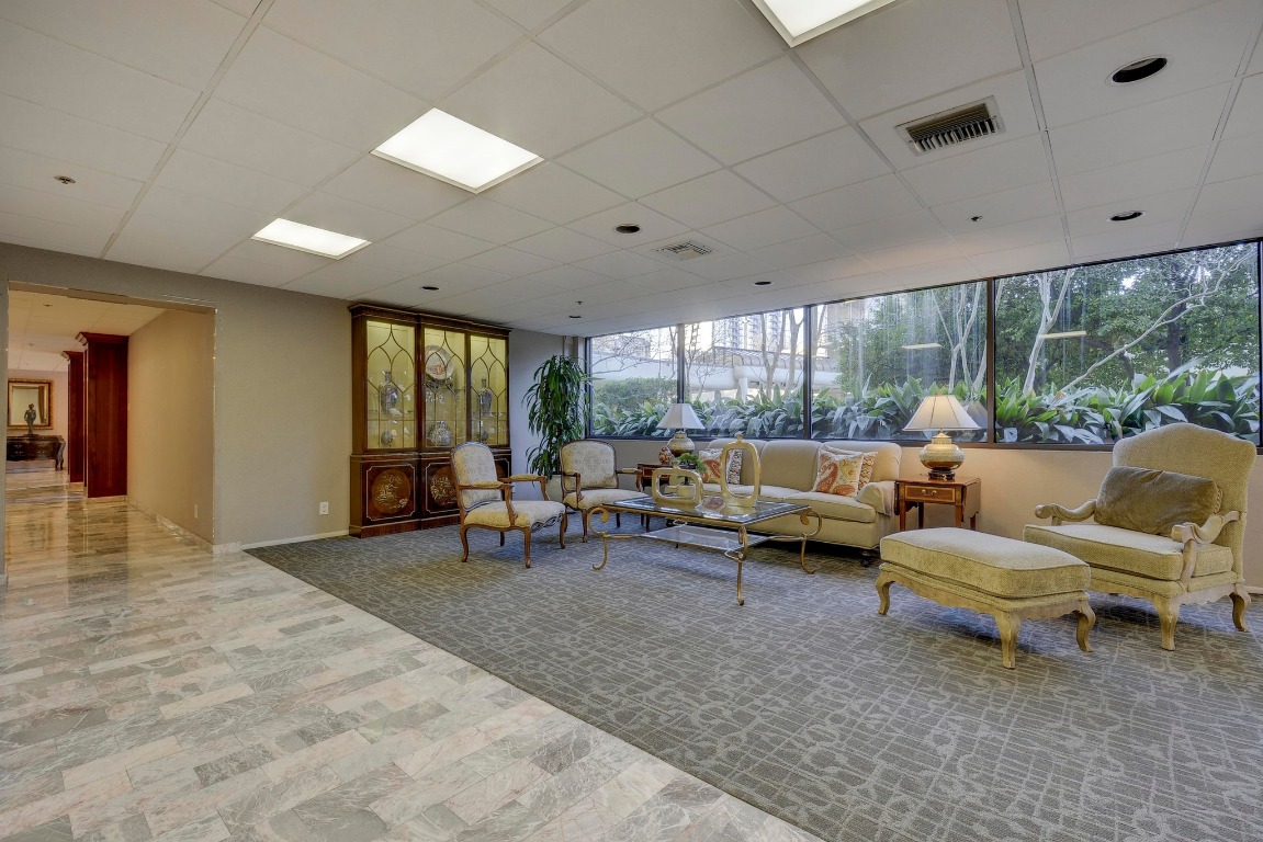 40 North Interstate Highway 35, Unit 3D3 Austin, TX 78701 - Photo 36 of 40 a living room with furniture and a large window