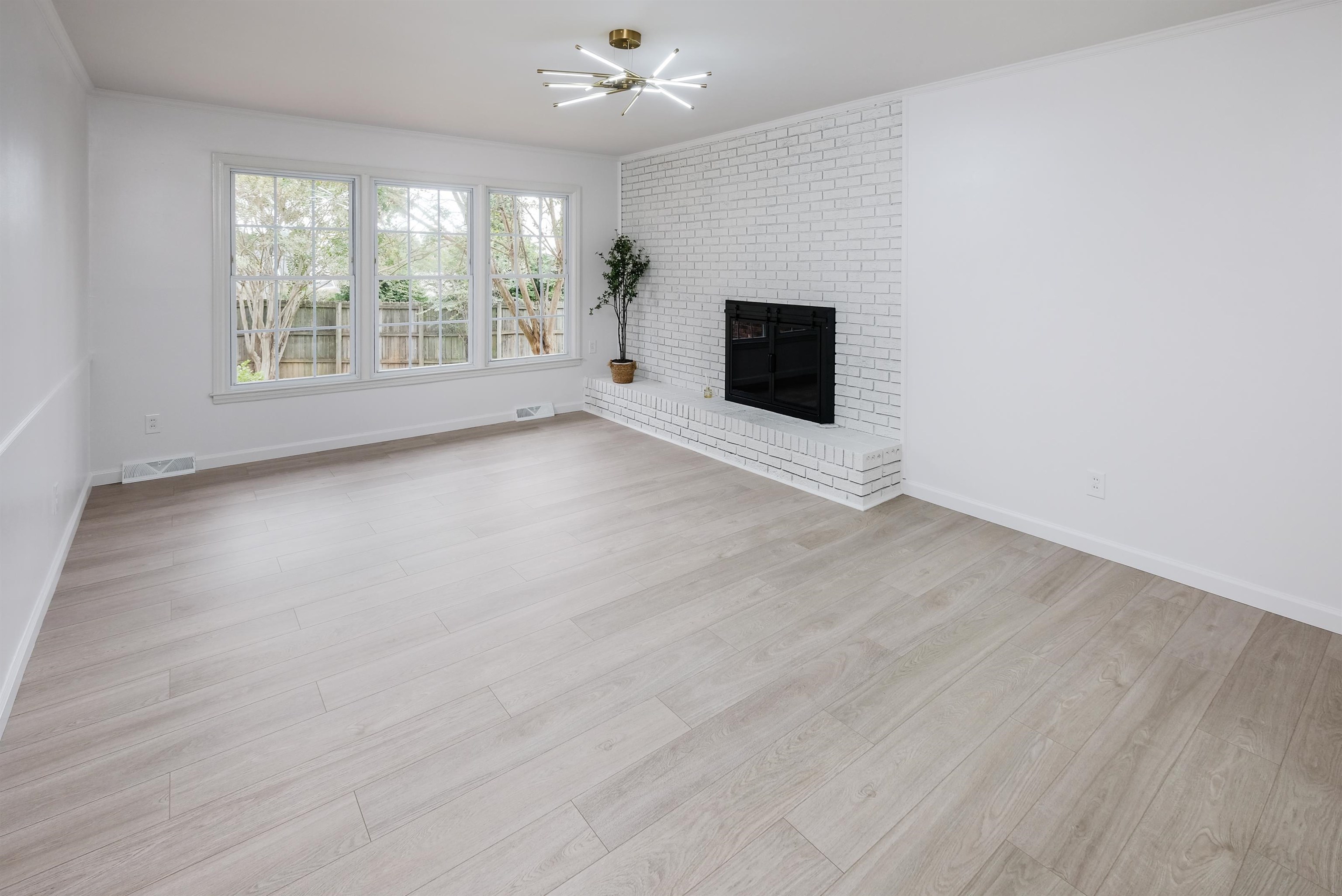 4217 Anderson Mill Road Spartanburg, SC 29301 - Photo 3 of 31