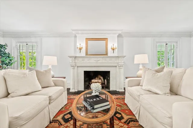 $2,295,000 | 655 North Street, Harrison, NY 10580