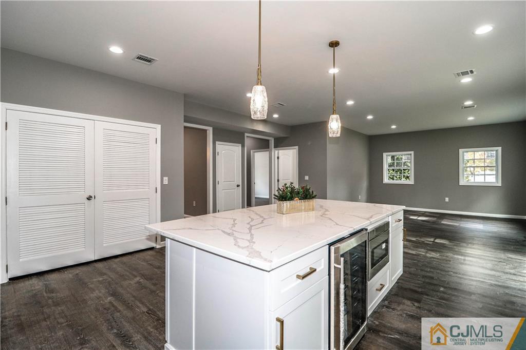6 Dayton Road Edison, NJ 08817 - Photo 15 of 38