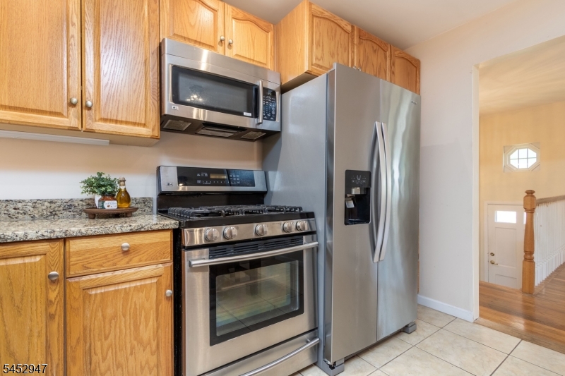 1008 Carteret Road Bridgewater, NJ 08807 - Photo 15 of 30 Gallery Image 15