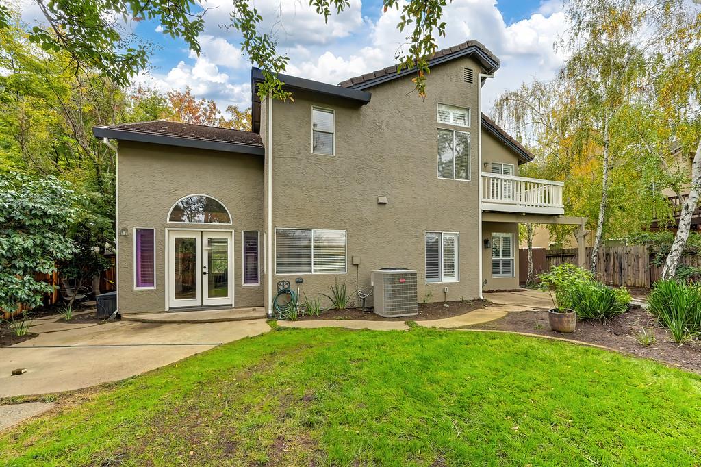113 Ballast Way Folsom, CA 95630 - Photo 34 of 42 a view of a house with a yard