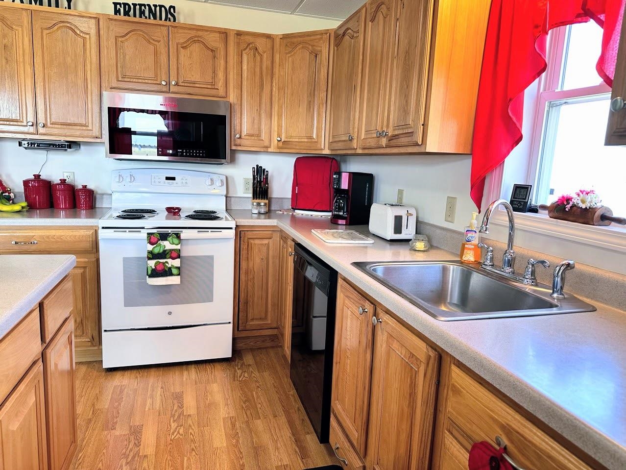 12223 County P Bagley, WI 53801 - Photo 9 of 40