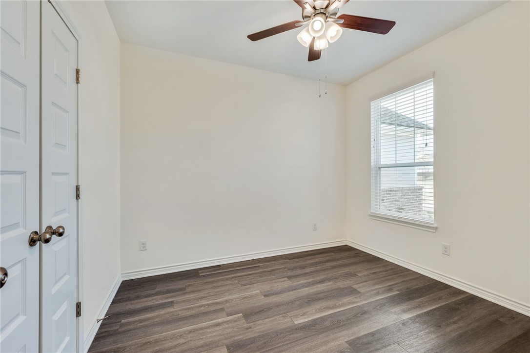 2502 Lightfoot Lane Bryan, TX 77803 - Photo 12 of 23