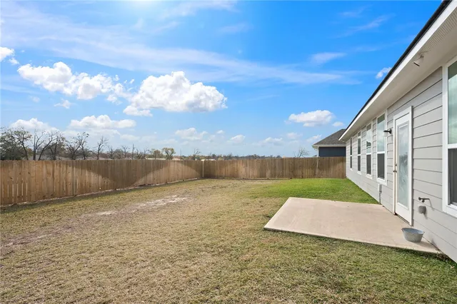 $279,000 | 2502 Lightfoot Lane, Bryan, TX 77803