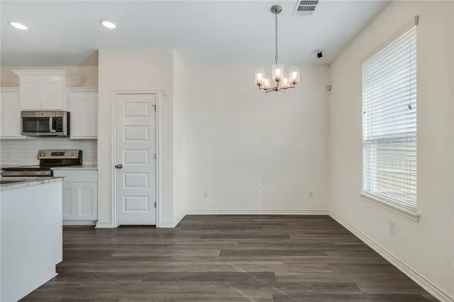 $279,000 | 2502 Lightfoot Lane, Bryan, TX 77803