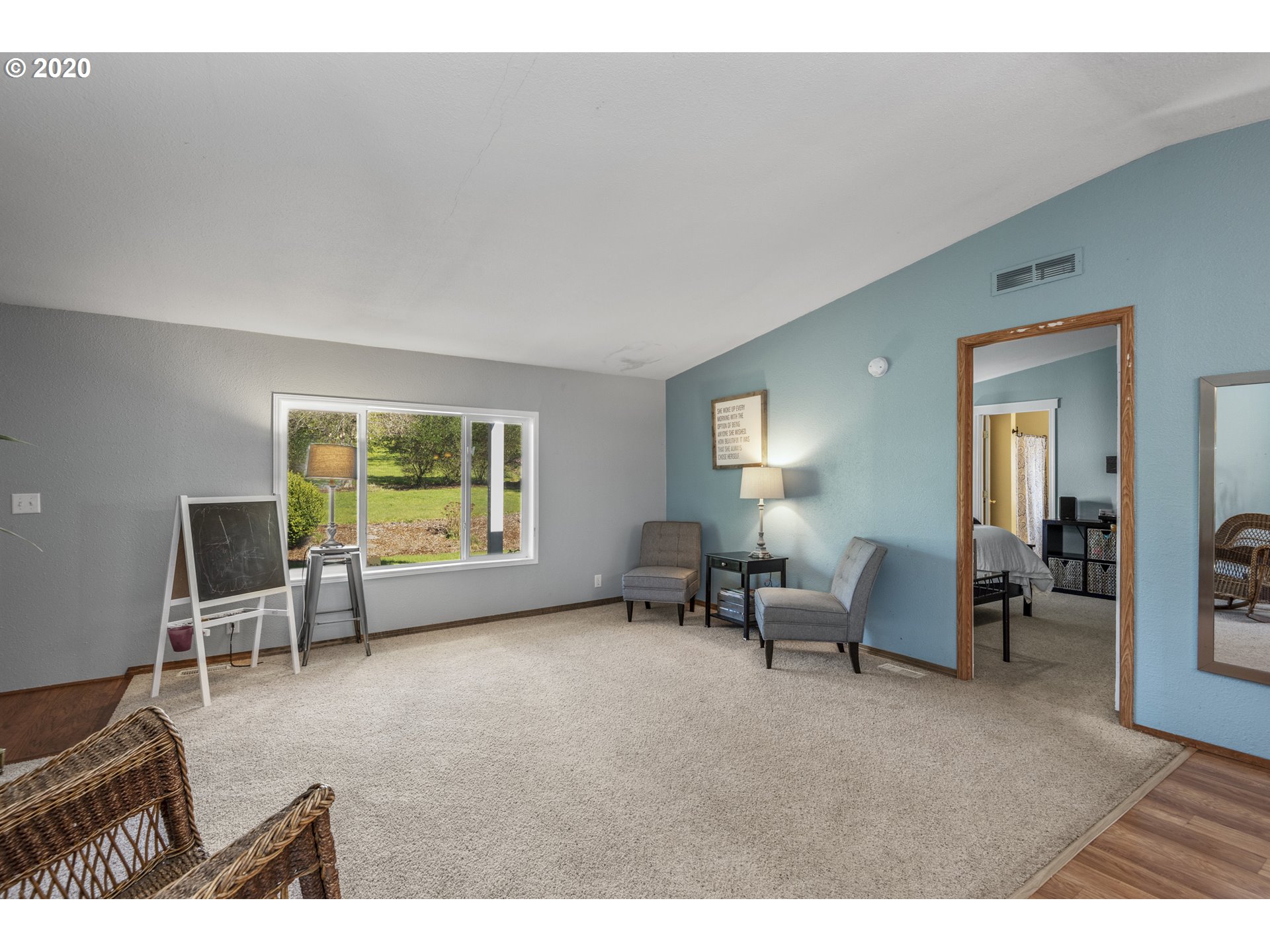 260 Flyaway Road Castle Rock, WA 98611 - Photo 4 of 24 Gallery Image 4
