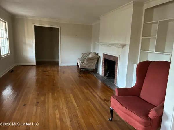 $200,000 | 1424 East Northside Drive, Jackson, MS 39211