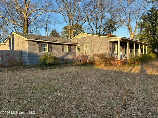 $200,000 | 1424 East Northside Drive, Jackson, MS 39211