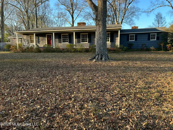 $200,000 | 1424 East Northside Drive, Jackson, MS 39211