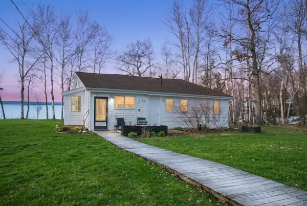 $649,000 | 4107 B Lake Park Road, Ashland, WI 54806