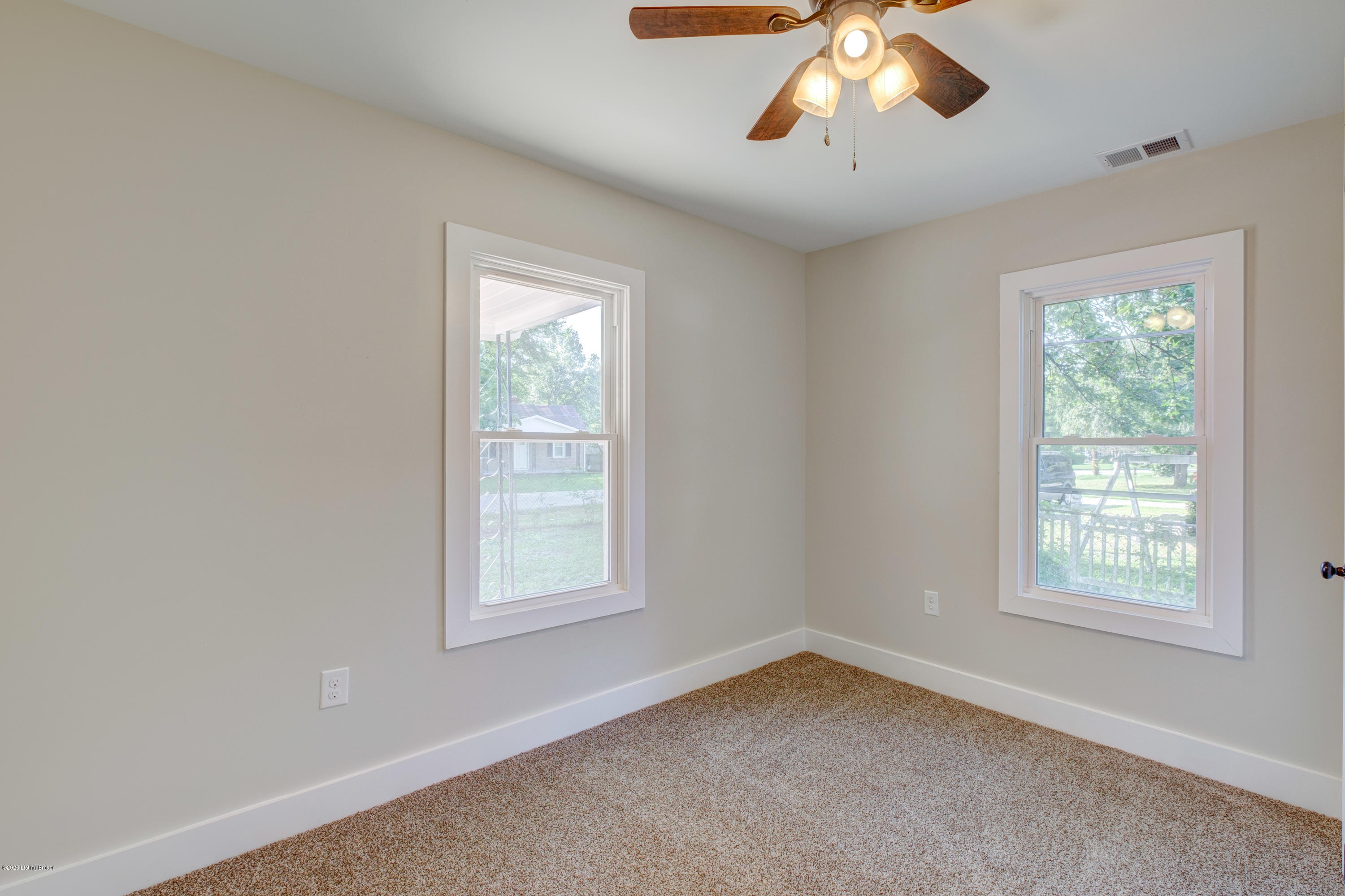 6704 Rutledge Road Louisville, KY 40258 - Photo 23 of 35 6704RutledgeRd-24