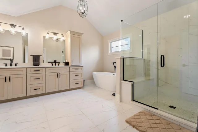 $1,150,000 | 9533 Tall Grass Trail, St. John, IN 46373