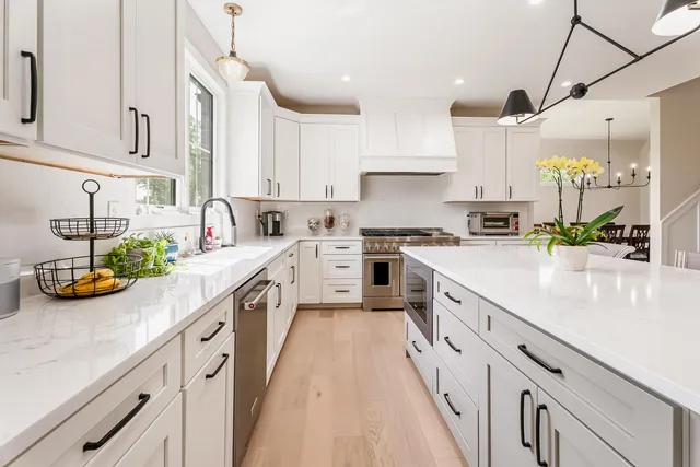 $1,150,000 | 9533 Tall Grass Trail, St. John, IN 46373