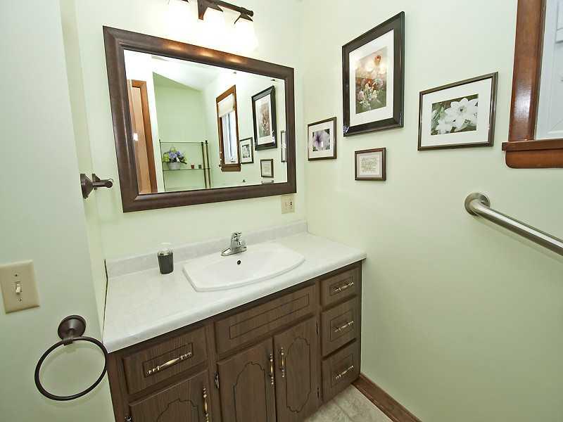 199 Dinnerbell Road Butler, PA 16002 - Photo 8 of 22 Full Bath. Bath # 1 - View 1