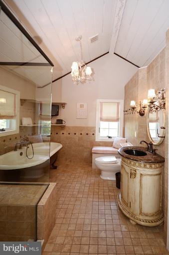 8018 Rider Avenue Baltimore, MD 21204 - Photo 14 of 23 Bath (Master)