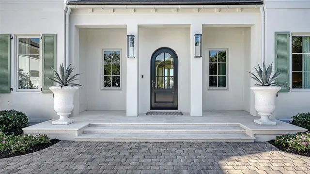 $13,750,000 | 70 Lighthouse Point Drive, Longboat Key, FL 34228