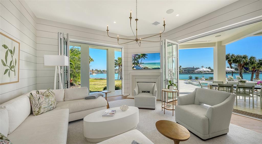 70 Lighthouse Point Drive Longboat Key, FL 34228 - Photo 24 of 79