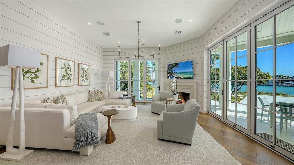 70 Lighthouse Point Drive Longboat Key, FL 34228 - Photo 27 of 79