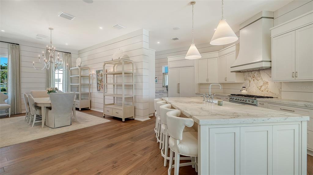 70 Lighthouse Point Drive Longboat Key, FL 34228 - Photo 32 of 79