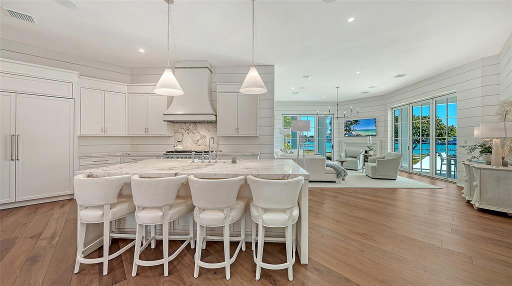 70 Lighthouse Point Drive Longboat Key, FL 34228 - Photo 33 of 79