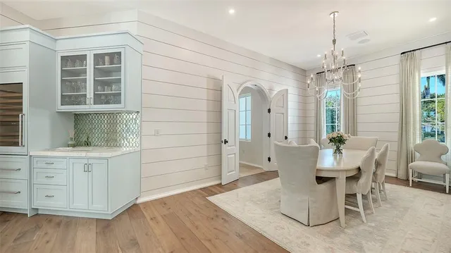 $13,750,000 | 70 Lighthouse Point Drive, Longboat Key, FL 34228