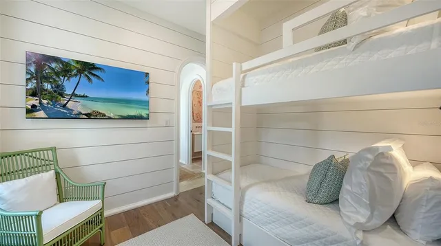 $13,750,000 | 70 Lighthouse Point Drive, Longboat Key, FL 34228