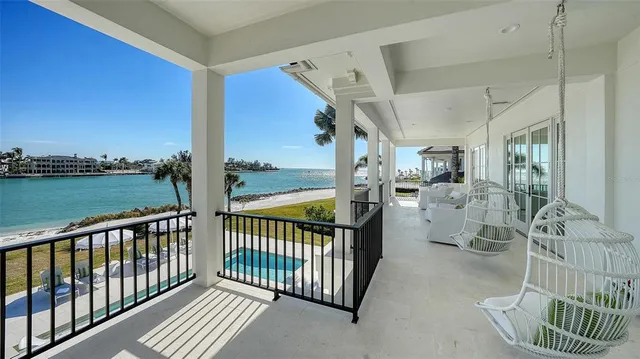 $13,750,000 | 70 Lighthouse Point Drive, Longboat Key, FL 34228