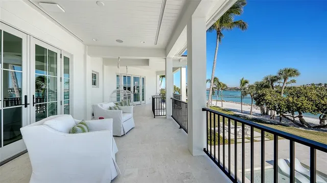 $13,750,000 | 70 Lighthouse Point Drive, Longboat Key, FL 34228