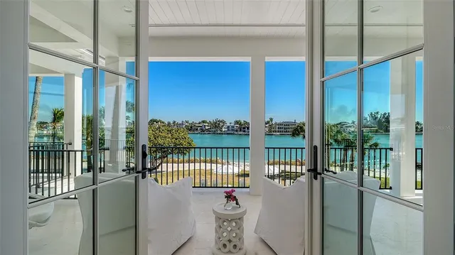 $13,750,000 | 70 Lighthouse Point Drive, Longboat Key, FL 34228