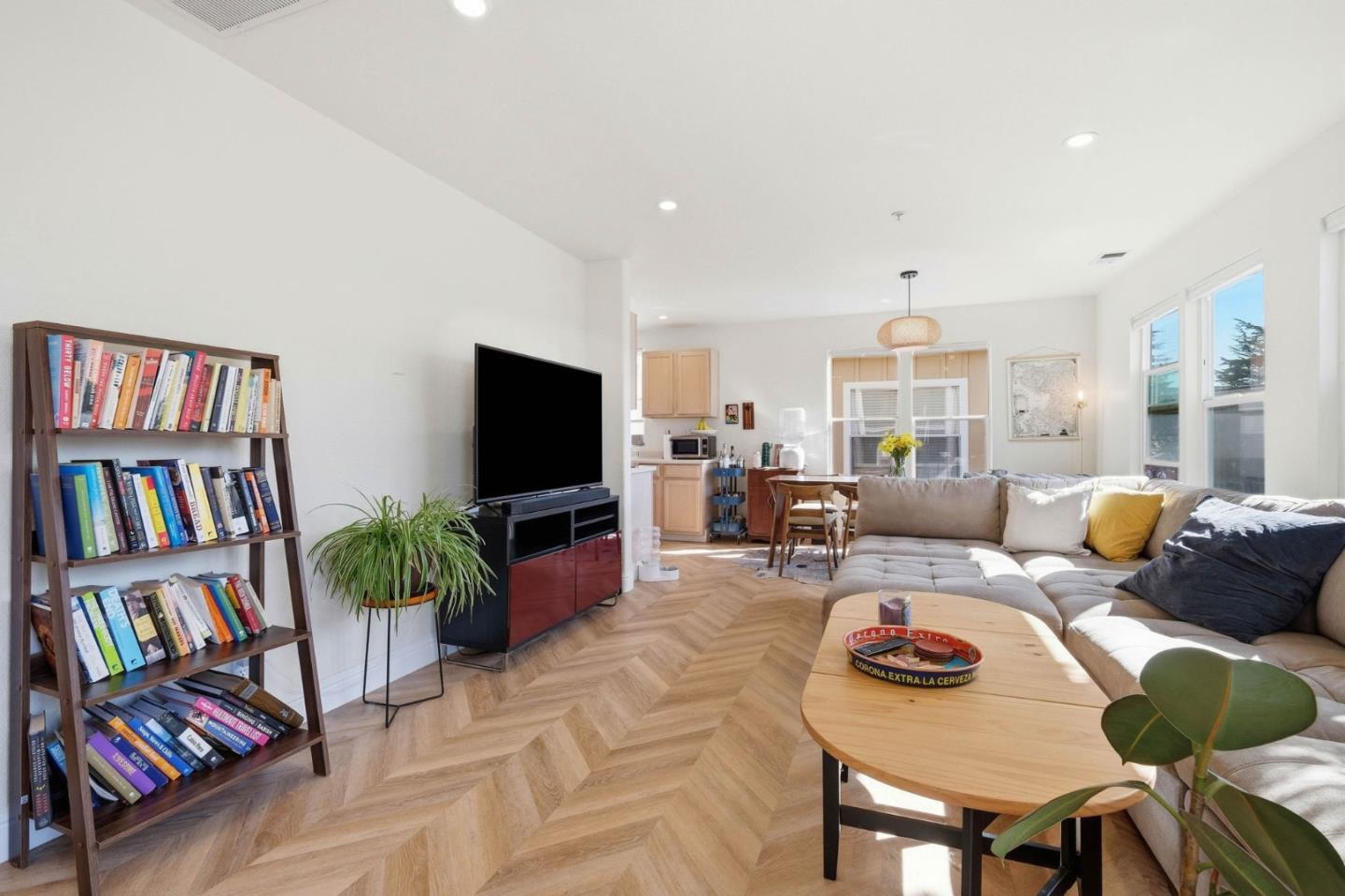 110 Library Lane Santa Cruz, CA 95062 - Photo 6 of 26