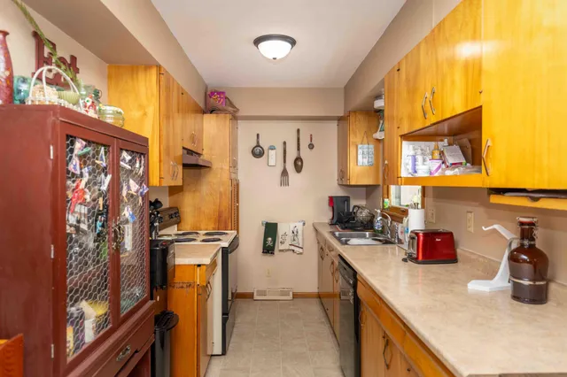 $260,000 | 1834 14 1/2 Street South, Fargo, ND 58103