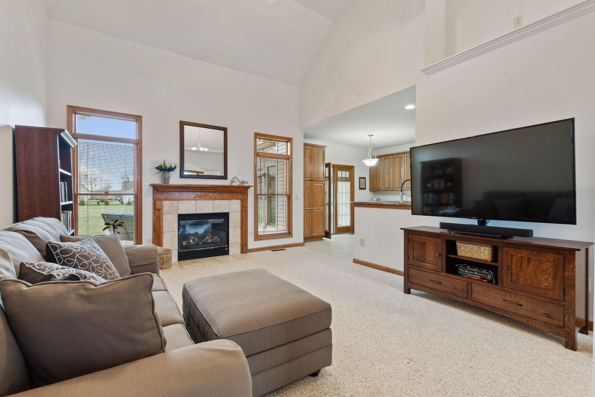 279 Holder Road Baltimore, OH 43105 - Photo 14 of 60 Great Room - 279 Holder Road, Baltimore, OH 43105