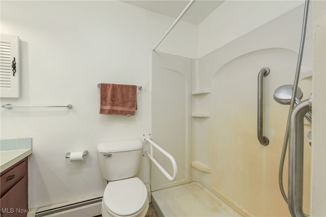 6596 Branch Road Medina, OH 44256 - Photo 23 of 49 First Floor Master Bath
