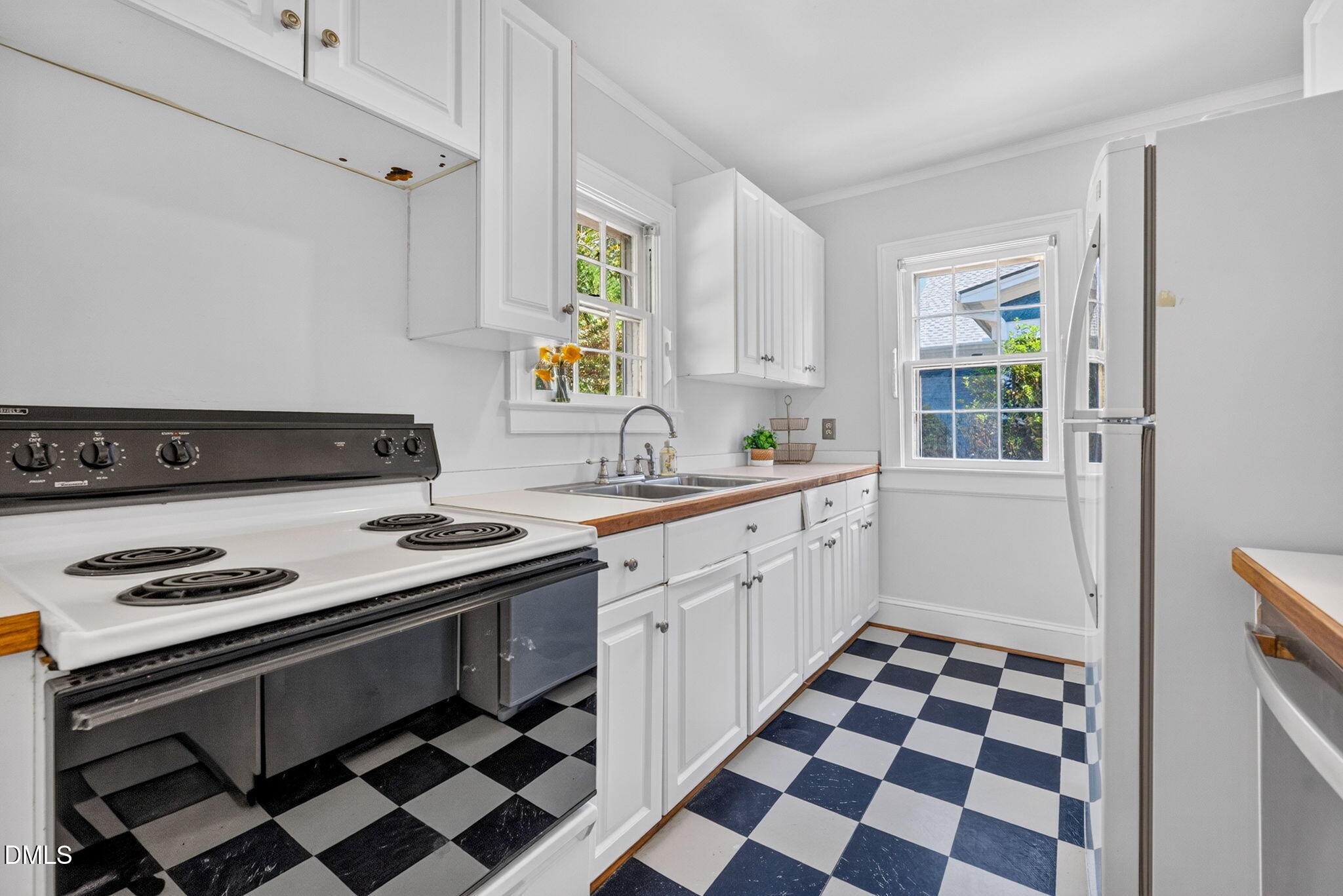 1829 Arlington Street Raleigh, NC 27608 - Photo 12 of 39 19-web-or-mls-1829 Arlington Street - 19