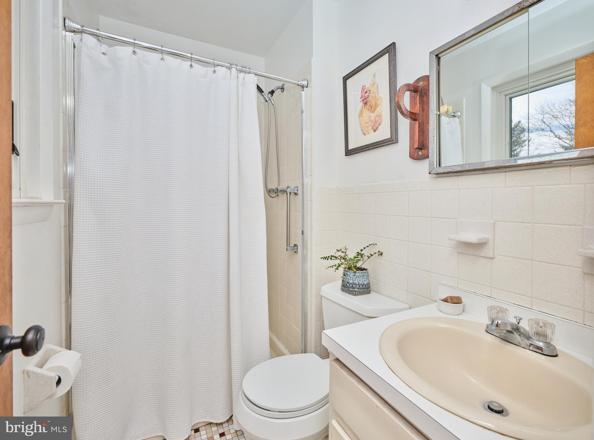 6374 Saw Mill Road Lumberville, PA 18933 - Photo 15 of 32