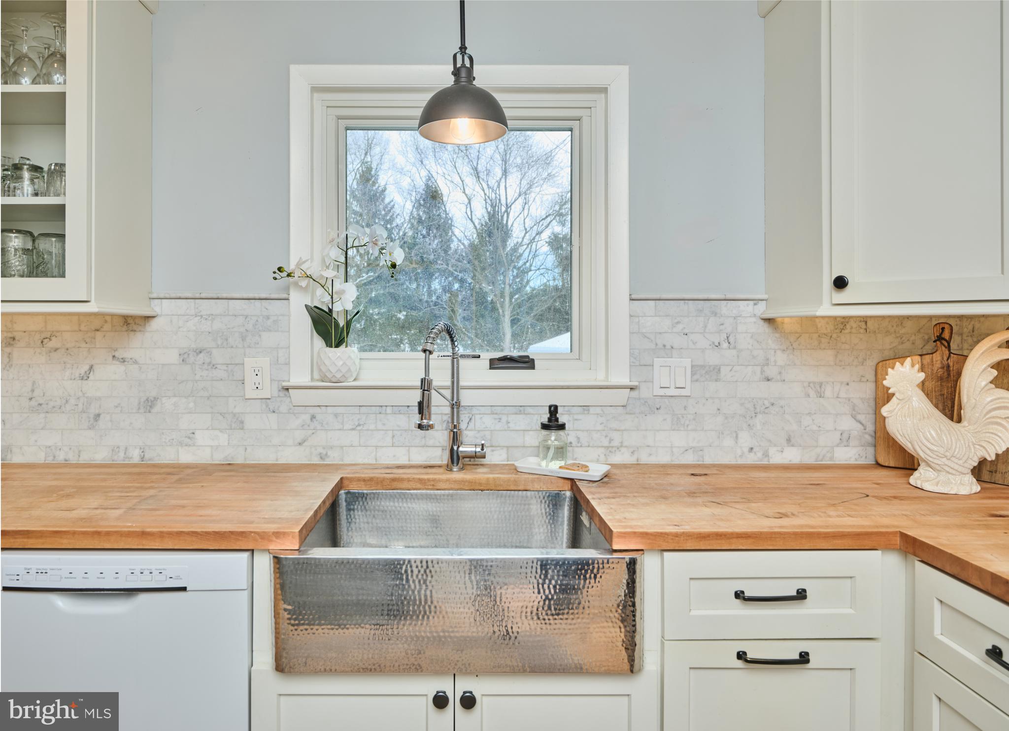 6374 Saw Mill Road Lumberville, PA 18933 - Photo 8 of 32 Hammered metal farmhouse sink