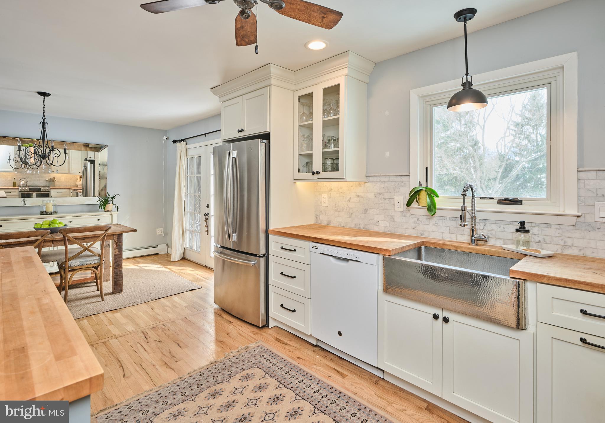 6374 Saw Mill Road Lumberville, PA 18933 - Photo 9 of 32