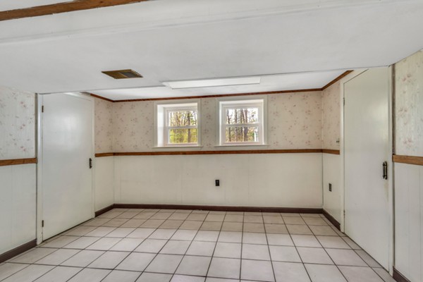 12 George Road Maynard, MA 01754 - Photo 13 of 14 Gallery Image 13
