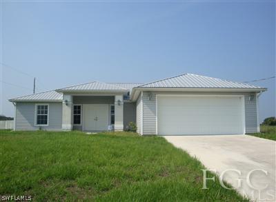 3071 West Briarwood Road, Unit 2 LaBelle, FL 33935 - Photo 1 of 9 Gallery Image 1