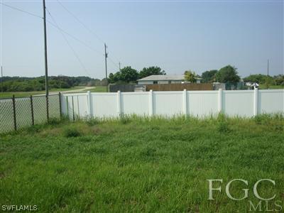 3071 West Briarwood Road, Unit 2 LaBelle, FL 33935 - Photo 5 of 9 Gallery Image 5